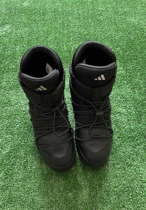 Зимние ботинки Adidas X Moon Boot