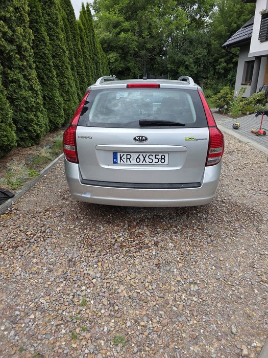 KIA ceed 2011 1.4 benzyna
