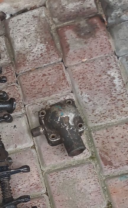 Корпус термостата МТЗ 80