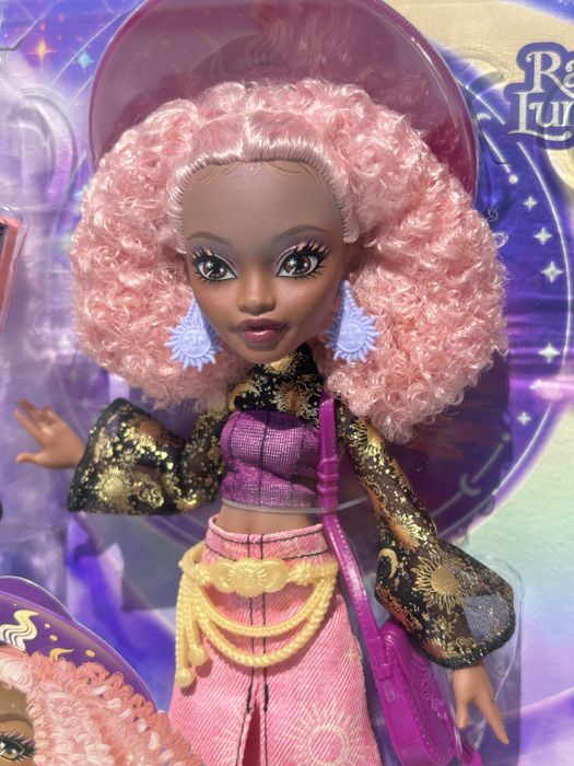 Лялька Monster High Moonspell Magic Rae Lumina Сонячна Відьма JMB91 Рей Люміна Монстер Хай Місячна Магія JNM26