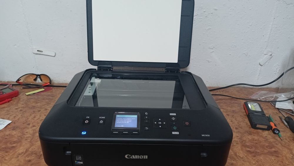 Drukarka Canon zestaw zapakowanych cardrigy