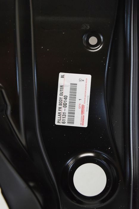 toyota yaris iii 3 próg słupek prawy
