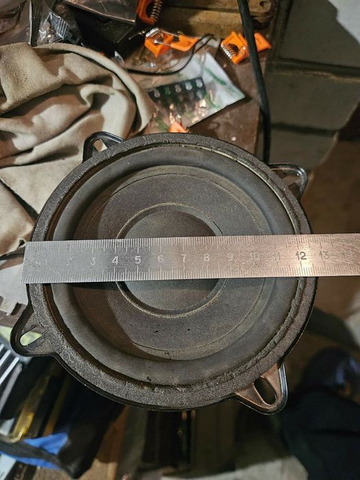 Динамик SONY. Идеальное состояние