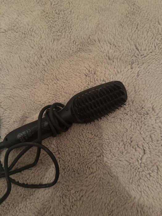 Escova de alisar cabelo