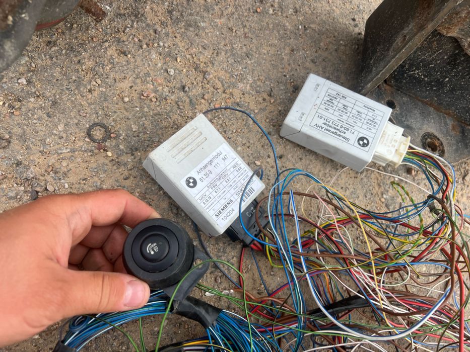 Фаркоп на BMW e91. Електро, полный комплет