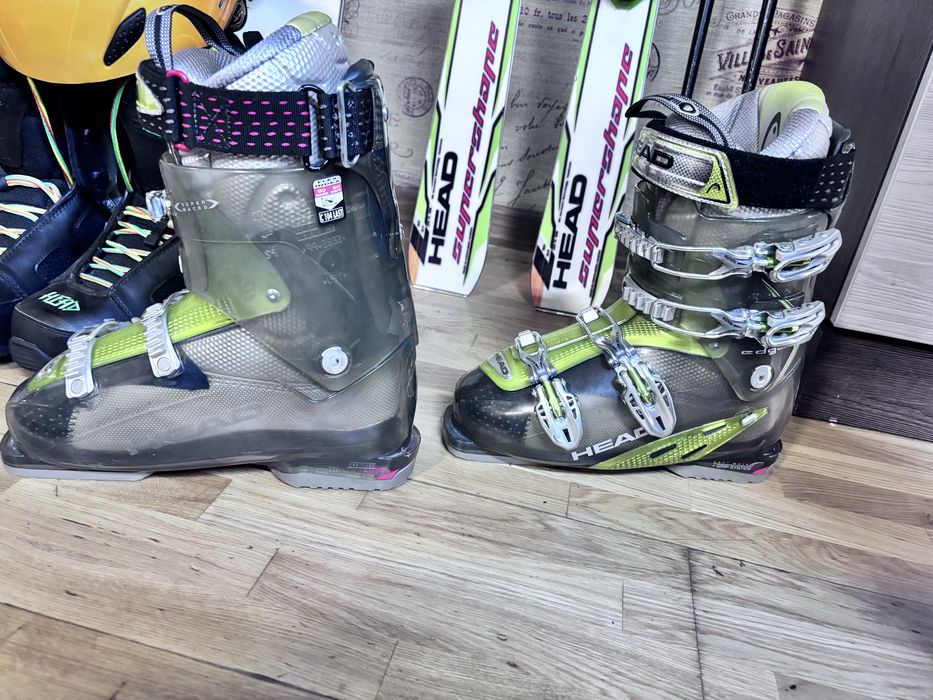 HEAD Комплект: лижі ,сноуборд, шлем ,ботинки,