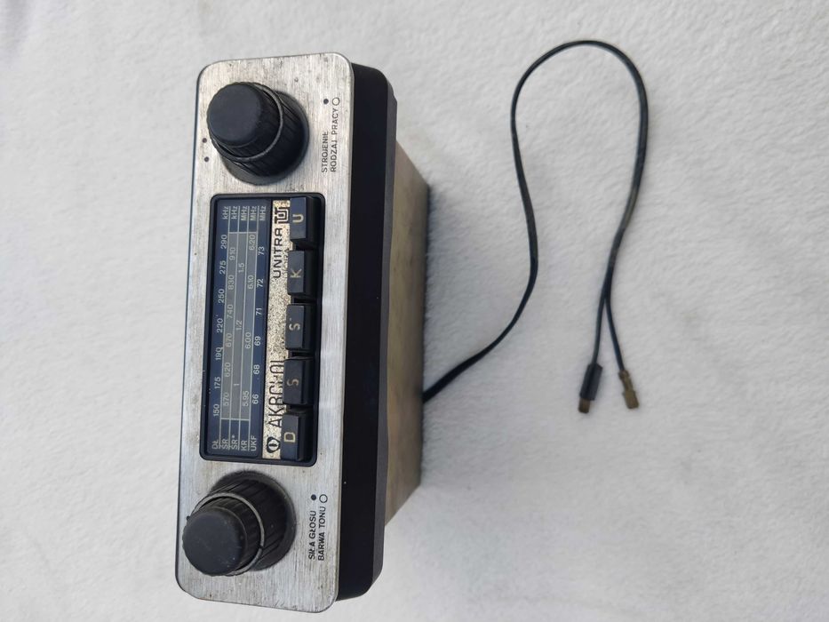 Radio samochodowe UNITRA
