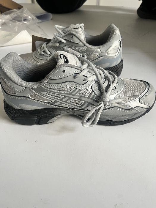 Asics - Gel Nyc Cinza e Preto