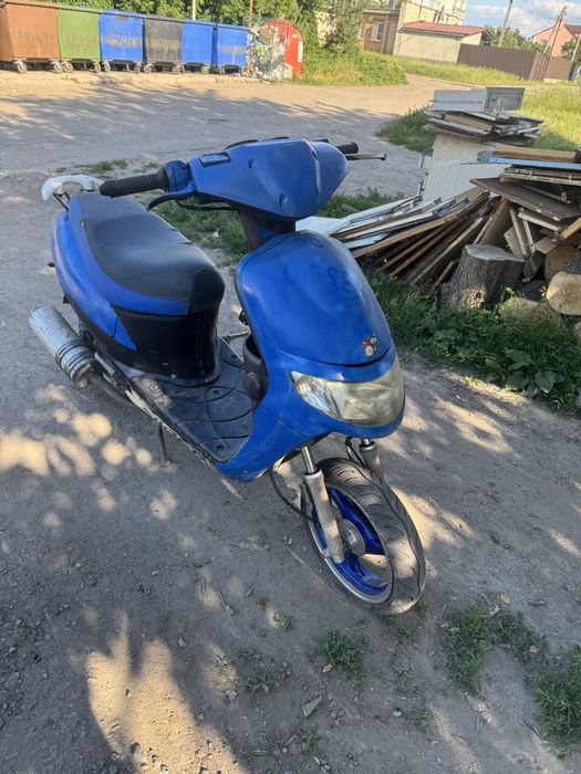 Продам Скутер 4т