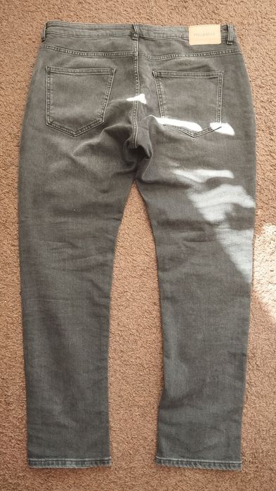 Jeansy Pull&bear,jak nowe , rozm 48.Polecam.