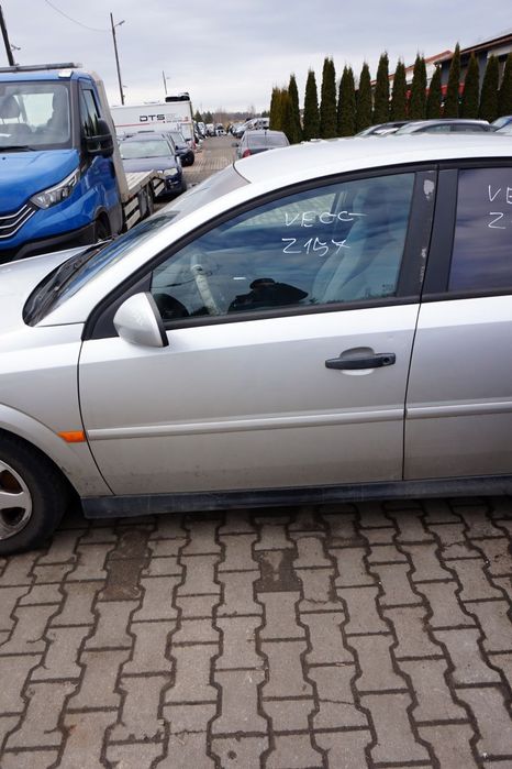 DRZWI PRZEDNIE LEWE VECTRA C SEDAN Z157  SREBRNY OPEL 2002-2005