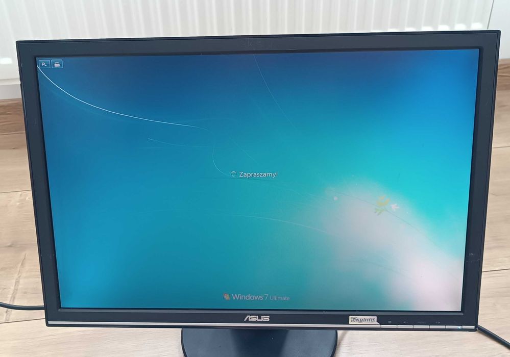 monitor Asus 22 cale