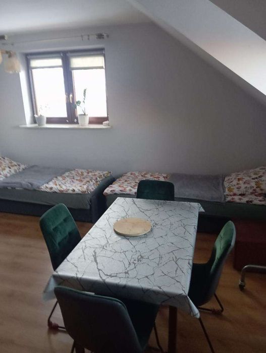 Pokoje pracownicze u Ninki /Noclegi u Ninki ul.Wesoła 22
