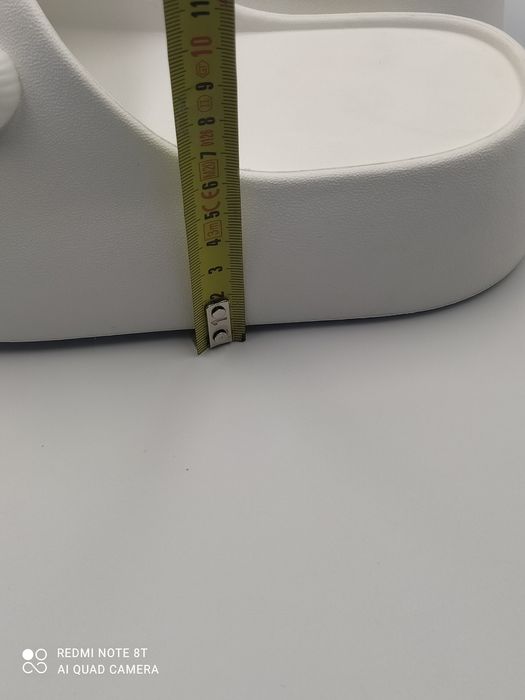 Wyprzedaż Klapki piankowe na platformie 38/39 białe