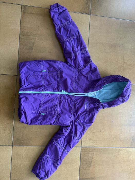 Sprzedam kurtkę narciarską dziecięcą Oxylane 133-142 ( na 10 lat)