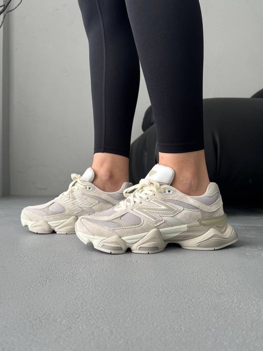 New Balance 9060 Light Beige жіночі кросівки ню беланс 9060 бежеві