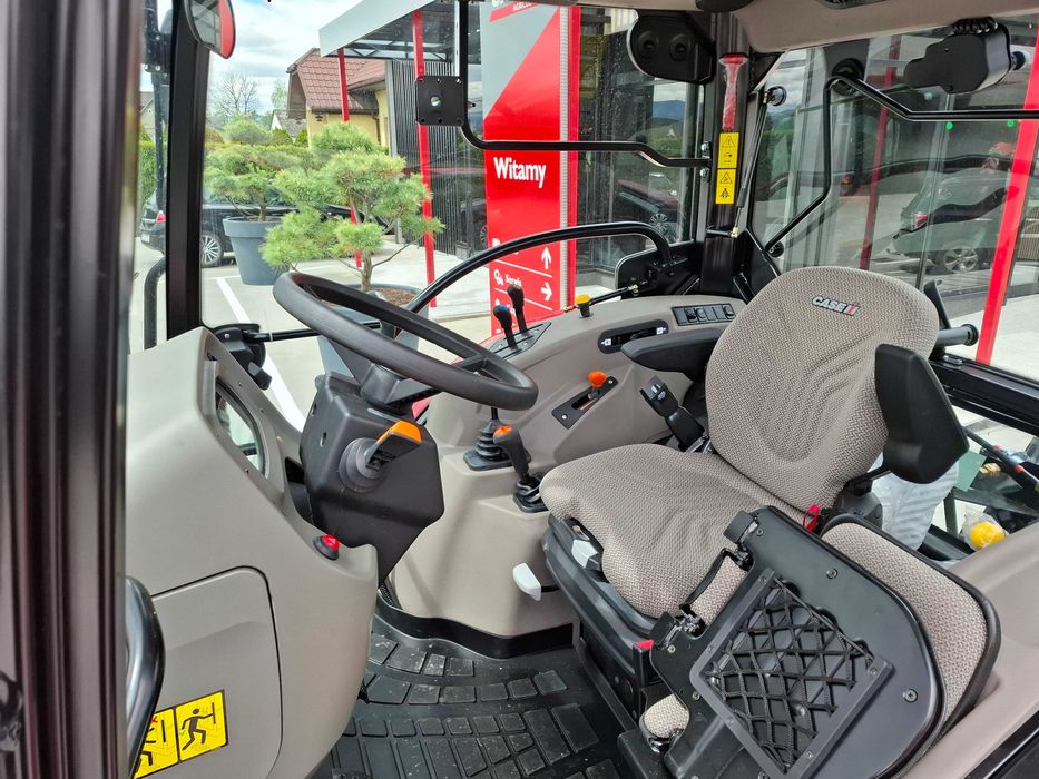 Ciągnik rolniczy CASE IH Farmall 100A New Design - RATY 0 %
