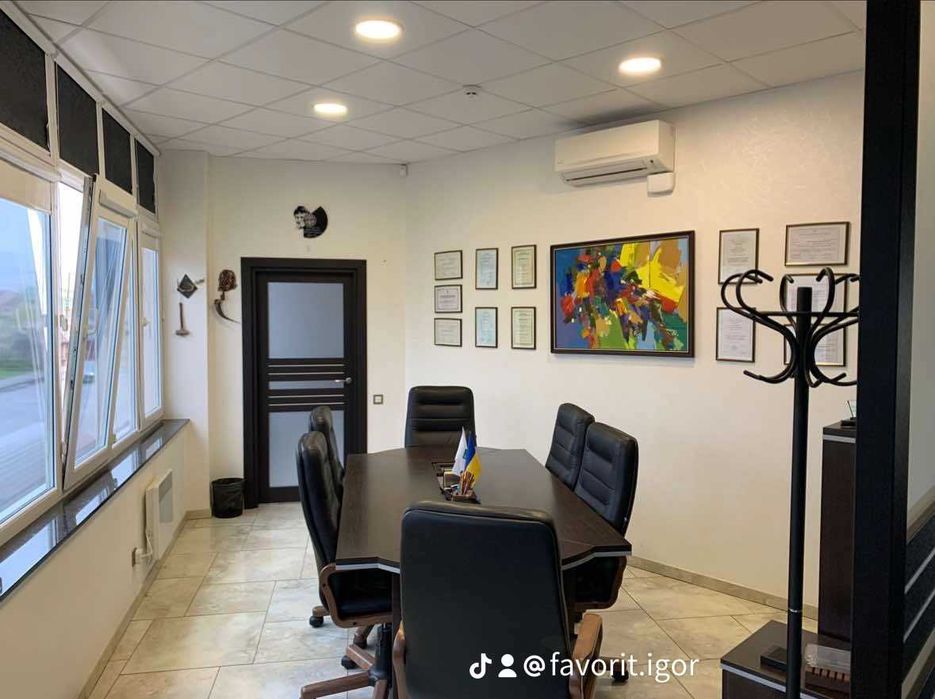 Продам комерційне приміщення