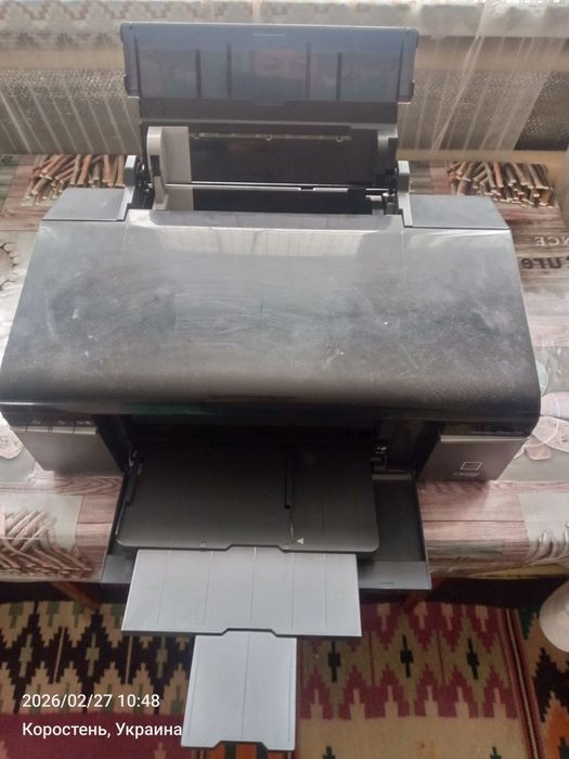 Продам  Принтер EPSON,торг