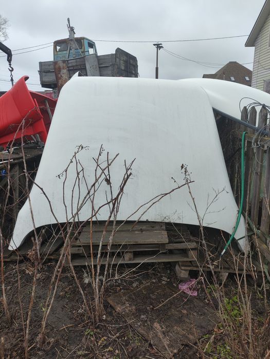 Продам спойлер на Вольво