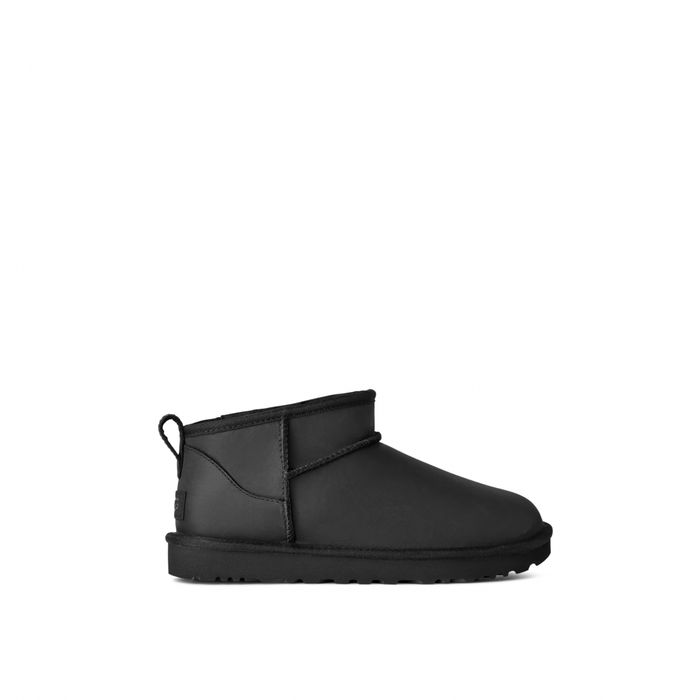 Продам Угги, взуття жіноче W CLASSIC ULTRA MINI LTHR-BLK