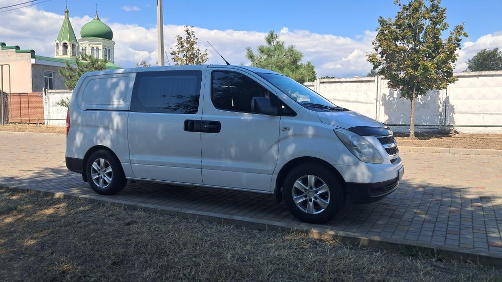 Продам H1 Hyundai