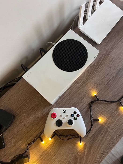 Консоль Xbox Series S