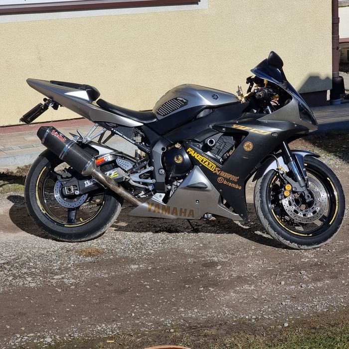 Yamaha R1 RN09 Kat. A2 35Kw