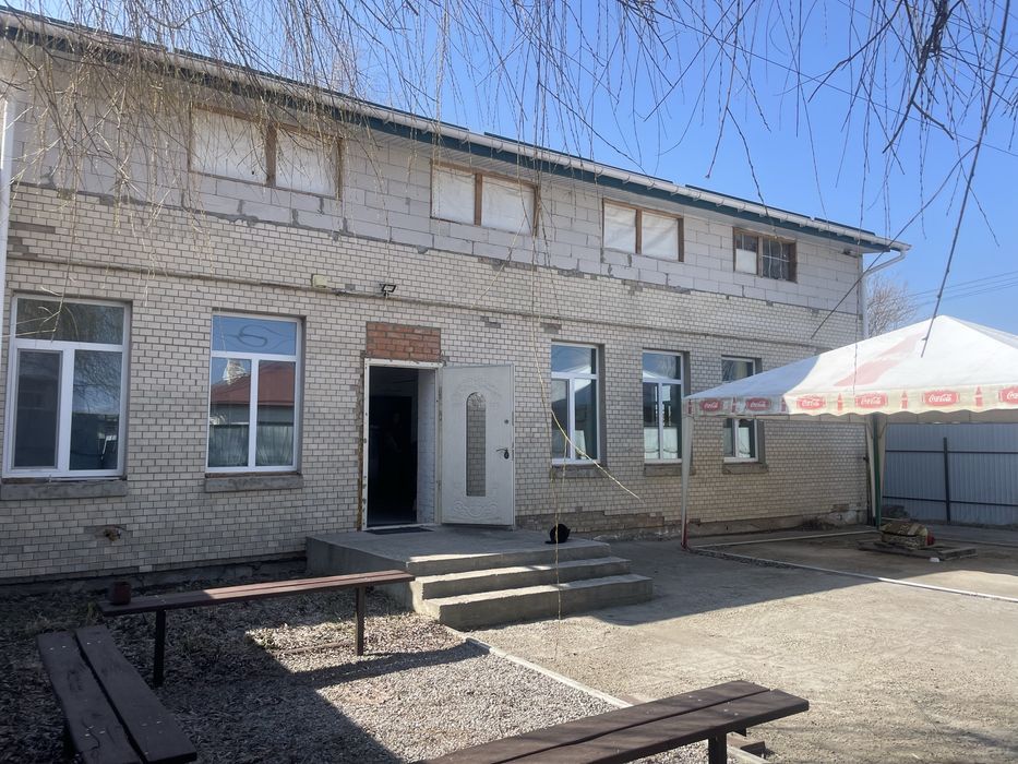 Продається комеційне приміщення в с. Циблі