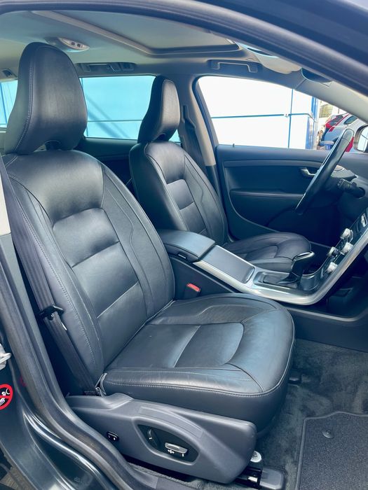 Volvo v70 D4 2015