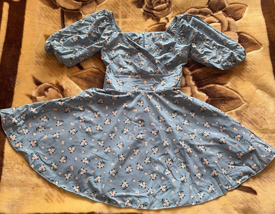 Літня сукня, розмір М