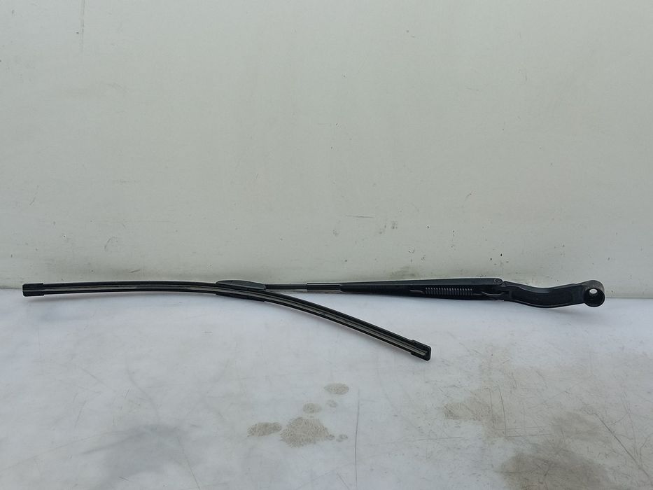 Haste / braço de escova limpa vidros frente esquerda NISSAN Leaf EV (Z