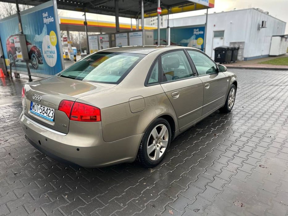 Audi a4 b7 1.6 LPG ekonomiczne autko zadbane