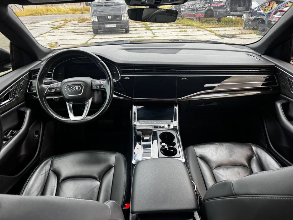 Audi Q8 Premium edition