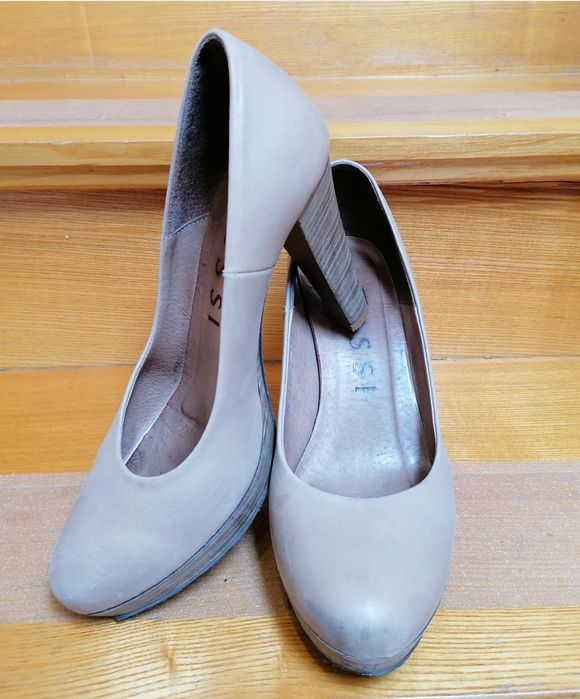 Buty skórzane beżowe roz 39