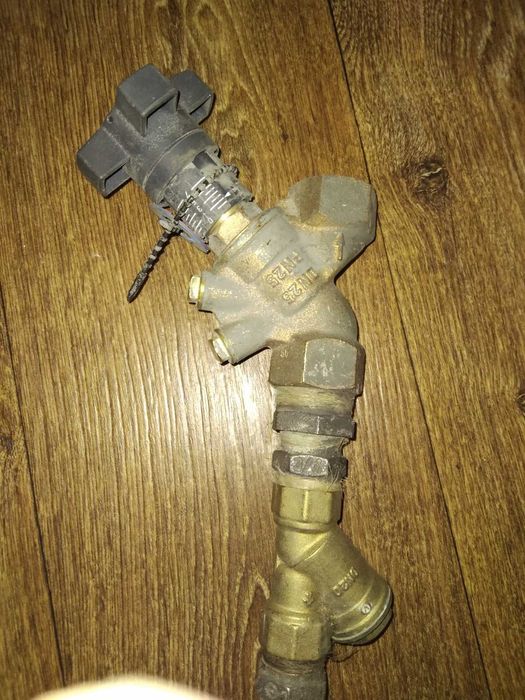 Балансировочный клапан (вентиль)