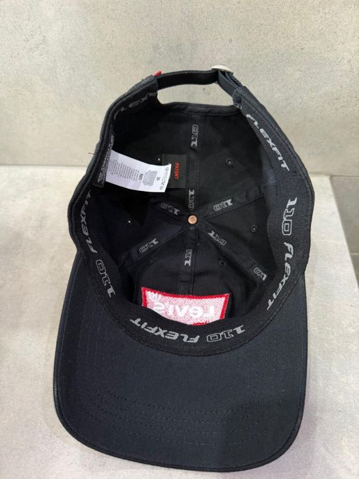 Czapka z daszkiem Levi’s Big Batwing Flex Fit cap.