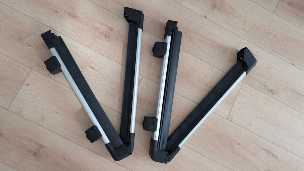 Uchwyt narciarski Thule SnowPack M 7324 (4 pary nart, 2 deski)