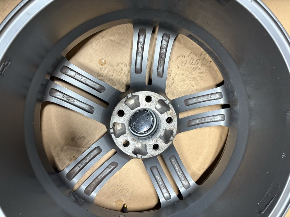5x112 AUDI 8Jx19 ET30 66,6 A4 A6 B C 6 7 8 9 felgi aluminiowe
