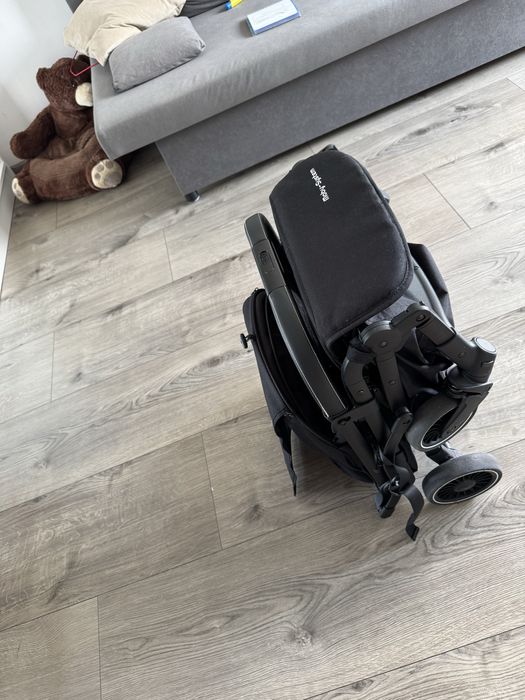 wozek dzieciecy spacerowka moby system lena czarny walizka lekki 6kg