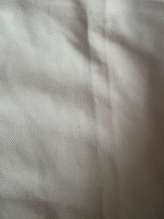 Biała elegancka spódniczka mini
