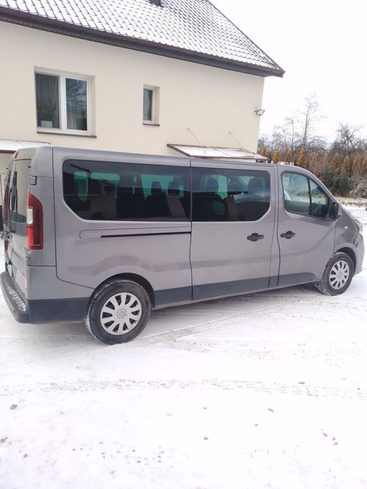 Renault Trafic LONG 9 osobowy
