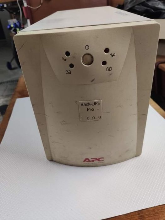 ББЖ Упс APC 1000 RS Back-ups pro 1000