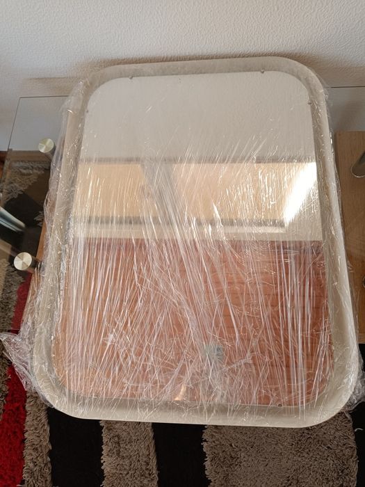 Espelho c/luz incorporada