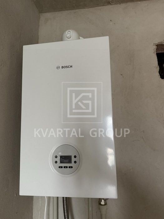 Продам 2 к.квартиру з початковим ремонтом 53 кв.м .  Бомбосховище +