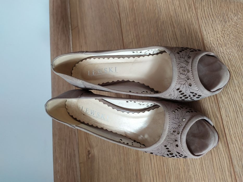 Buty sandały czułenka odkryte palce Lewski r 38