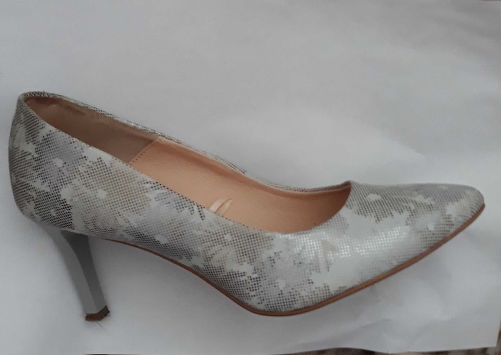 Buty lasocki rozm 38