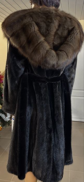 Рр с-м. 44-46. Норковая шуба BlackGlama капюшен SOBOL