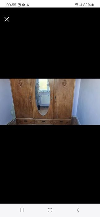 Zabytkowa szafa 3 drzwiowa