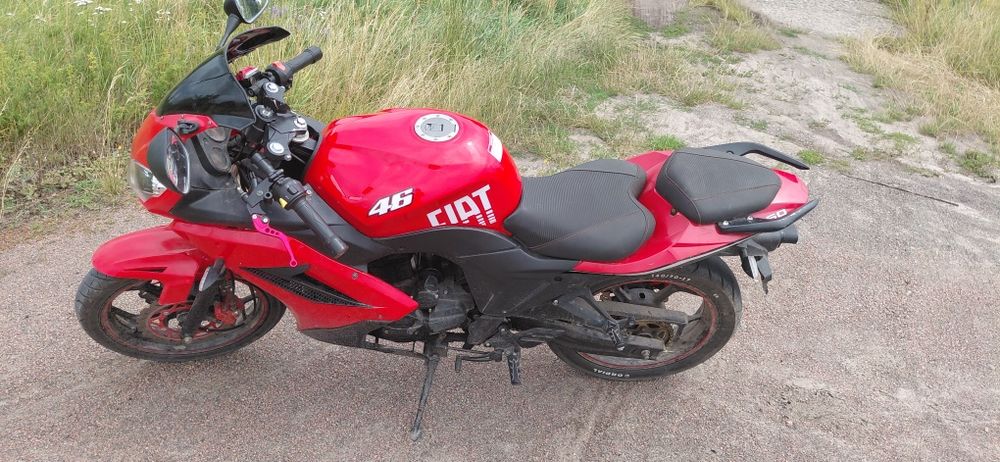 Продам мотоцикл Viper v250f2